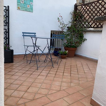 La Porta Di San Domenico Apartment เซสซาอูรุนกา ภายนอก รูปภาพ